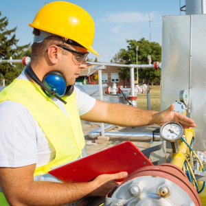 Fornecemos assistência técnica industrial completa às indústrias que utilizam gases especiais, medicinais e industriais, garantindo a operação contínua e segura de suas instalações.